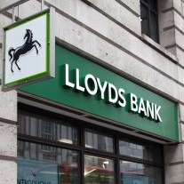 Lloyds plans 1,040 job cuts to back office support staff